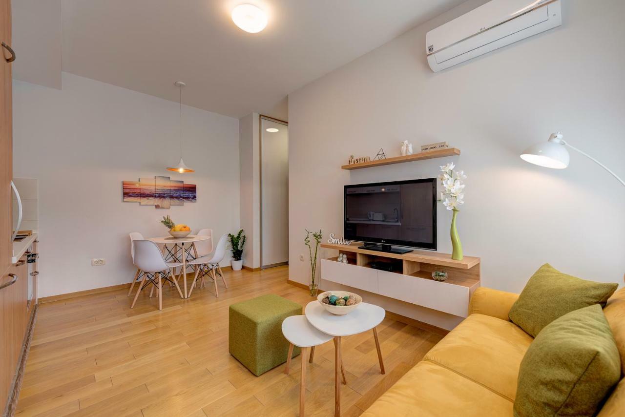 Sunray Apartment Tivat Ngoại thất bức ảnh