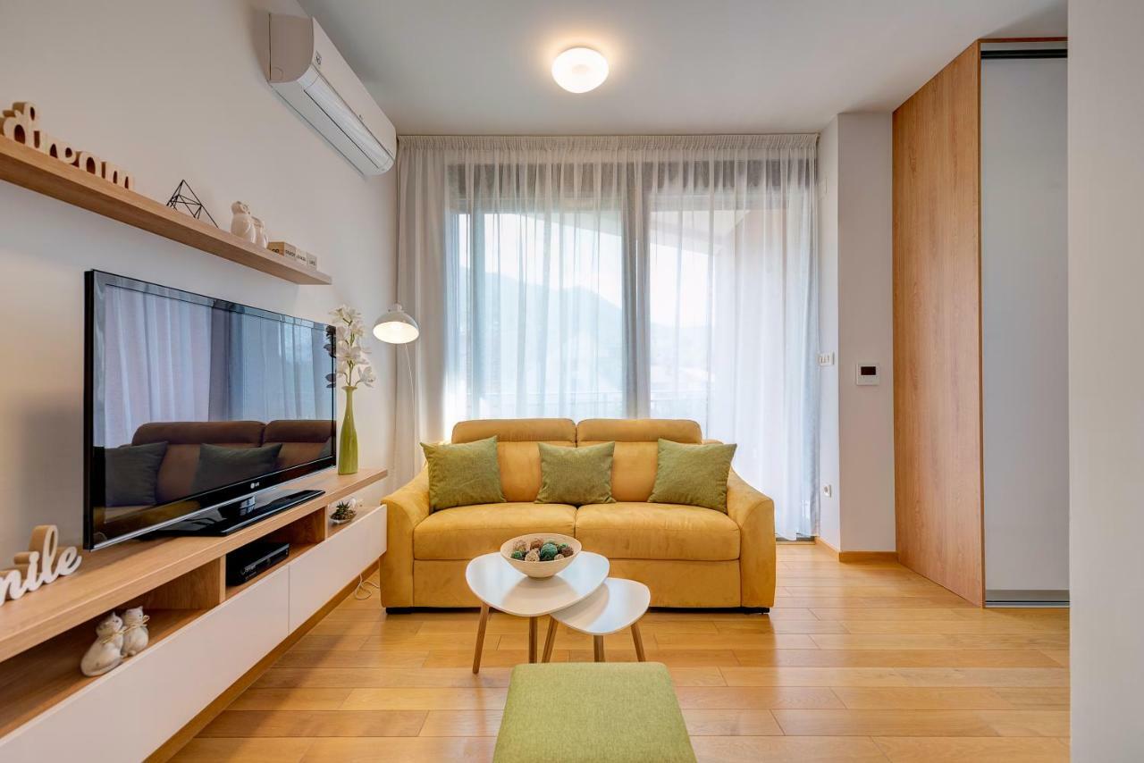 Sunray Apartment Tivat Ngoại thất bức ảnh