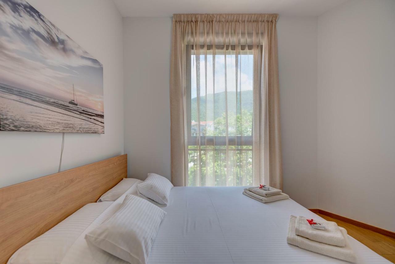 Sunray Apartment Tivat Ngoại thất bức ảnh