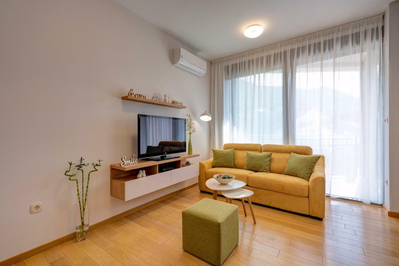 Sunray Apartment Tivat Ngoại thất bức ảnh